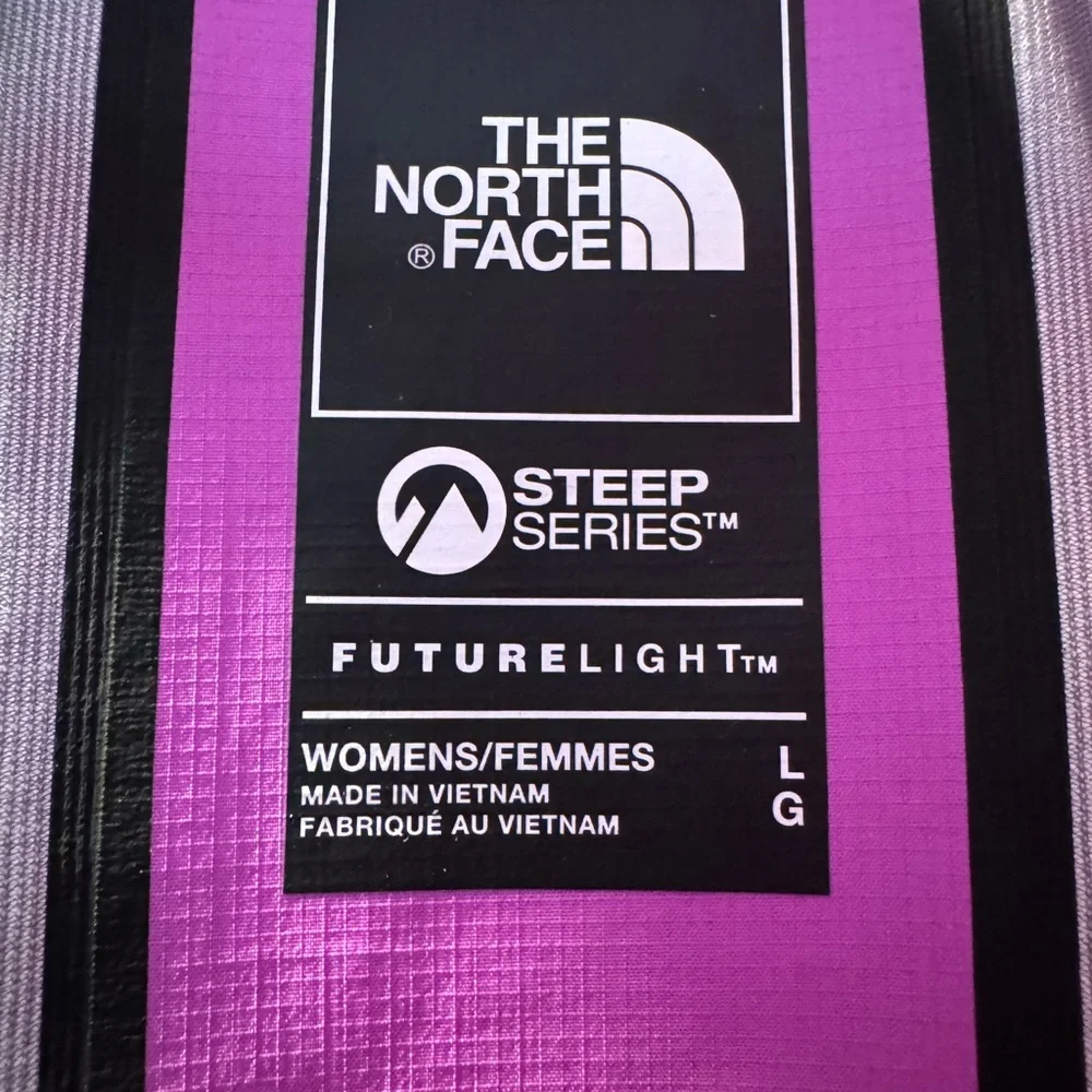 The North Face Women’s Bright Purple Ski Jacket with Hood - Picture 5 of 8